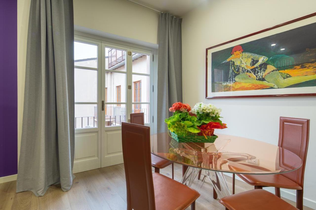 Stunning & Luxurious 1Br Apt 1 Min Walk By Duomo フィレンツェ エクステリア 写真