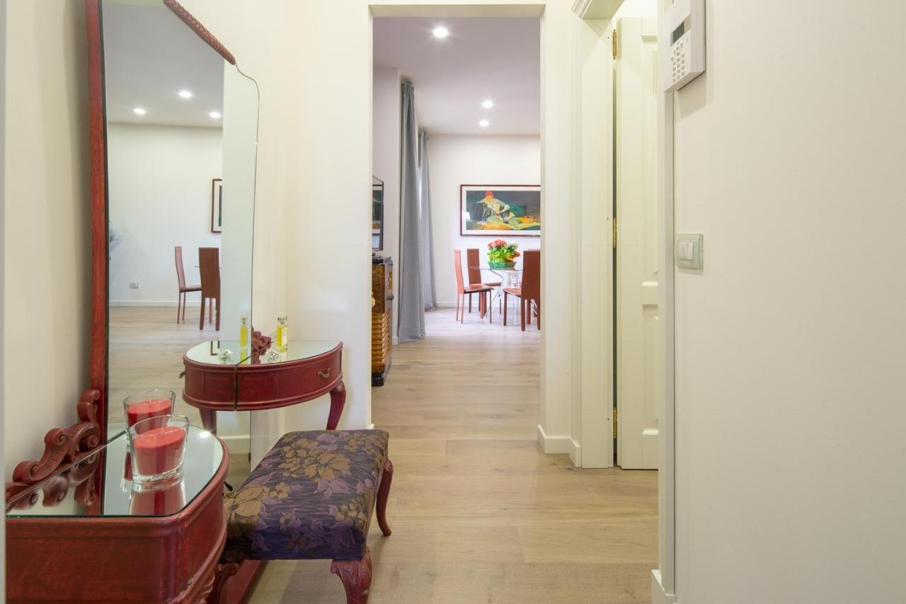 Stunning & Luxurious 1Br Apt 1 Min Walk By Duomo フィレンツェ エクステリア 写真