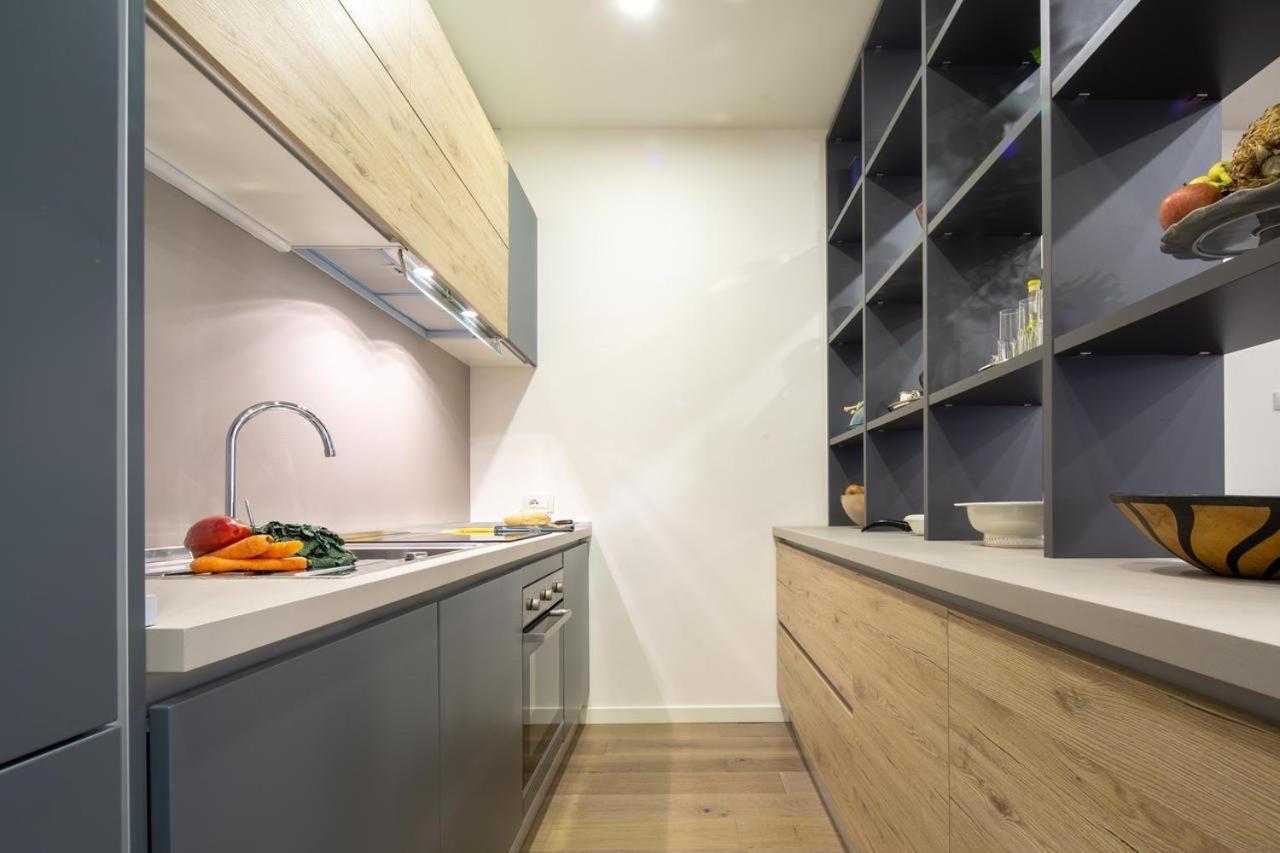 Stunning & Luxurious 1Br Apt 1 Min Walk By Duomo フィレンツェ エクステリア 写真