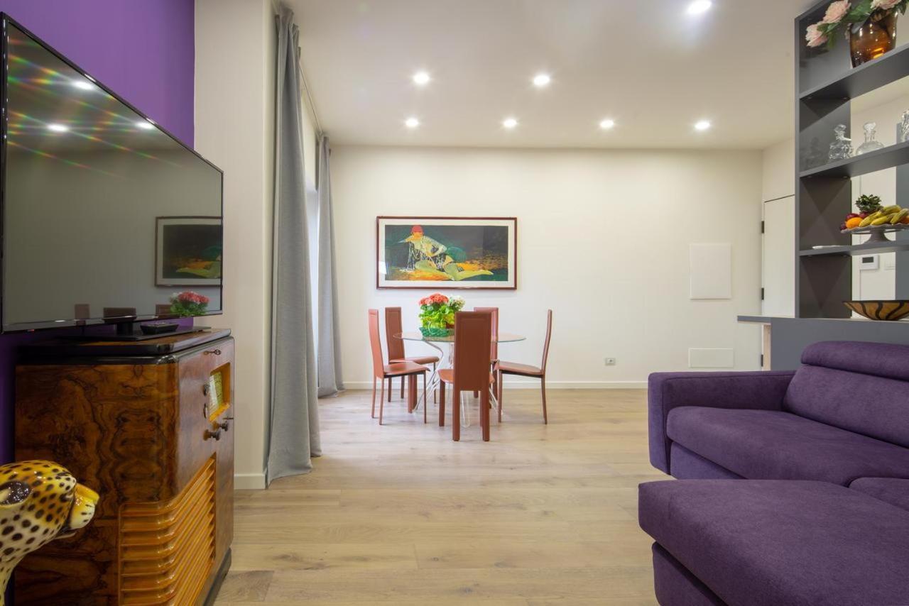 Stunning & Luxurious 1Br Apt 1 Min Walk By Duomo フィレンツェ エクステリア 写真